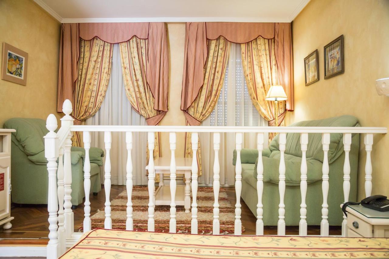 Los Arcos Dosbarrios Εξωτερικό φωτογραφία